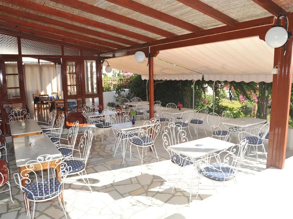 The flower-filled terrace at Casteli Hotel